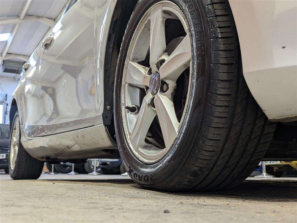 <p>2012 VOLVO V40 ES D2</p>