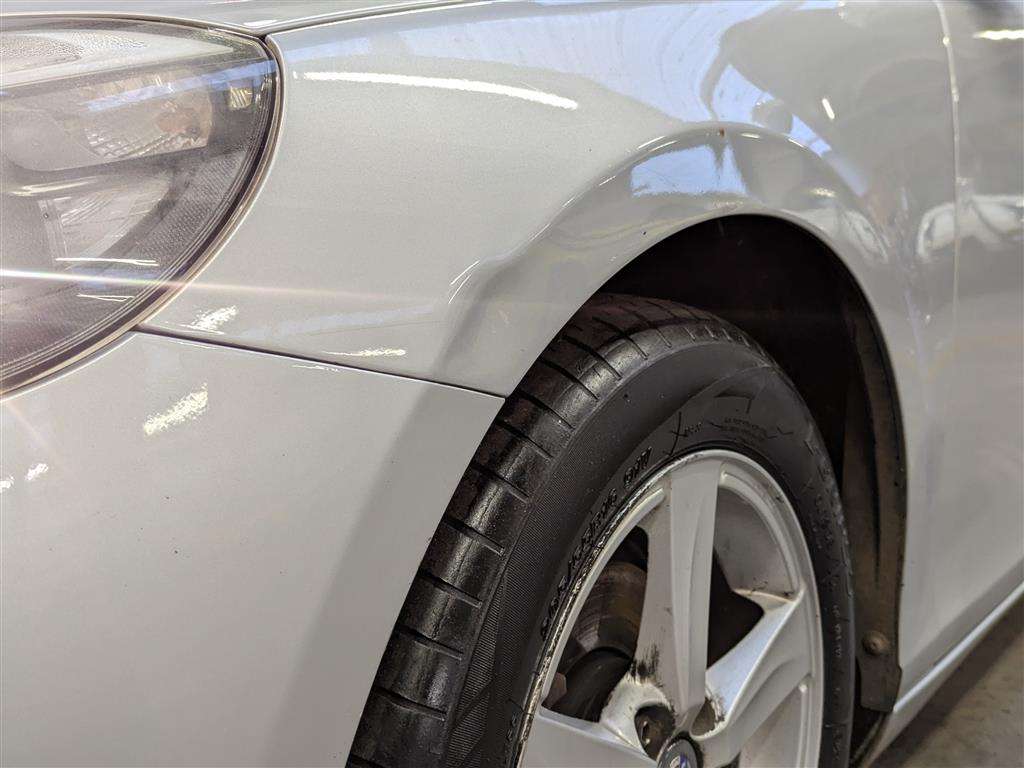 <p>2012 VOLVO V40 ES D2</p>