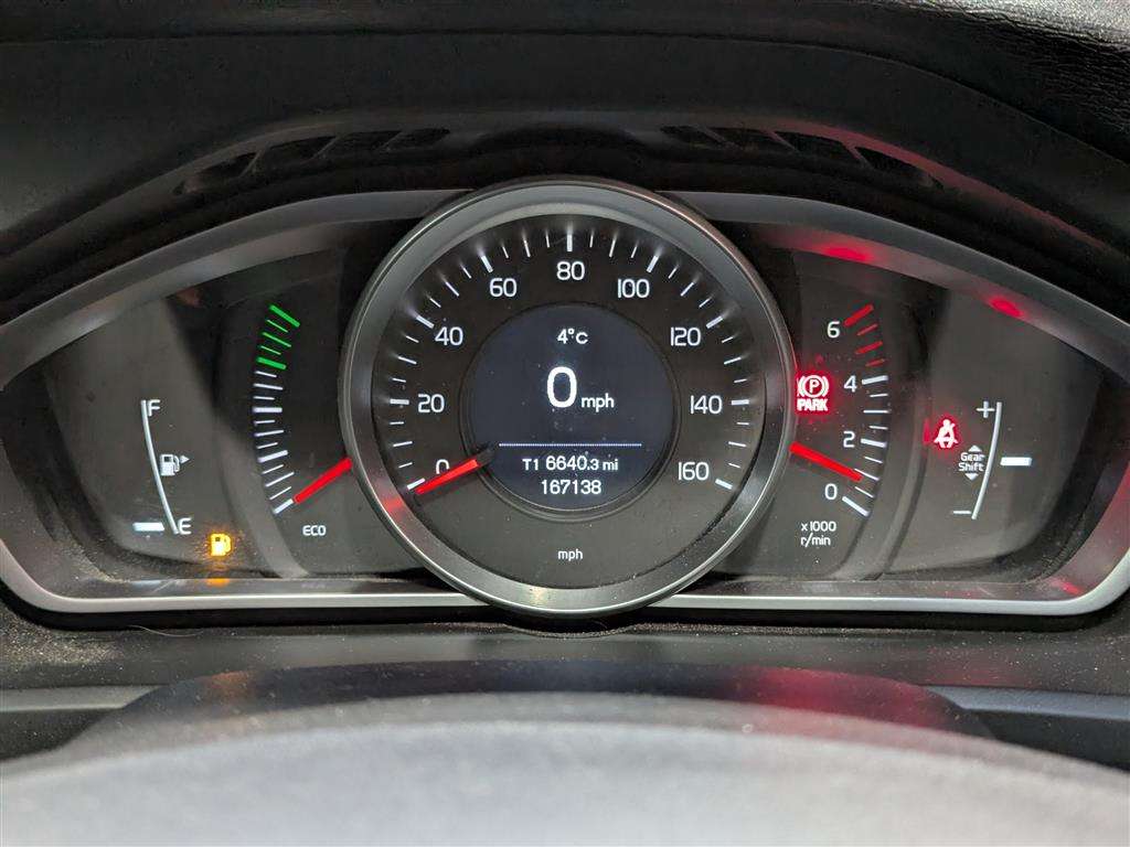 <p>2012 VOLVO V40 ES D2</p>