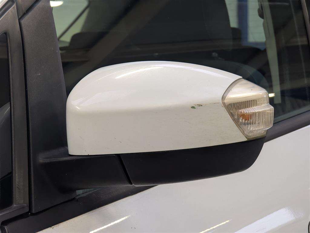 <p>2013 FORD C-MAX ZETEC TDCI</p>