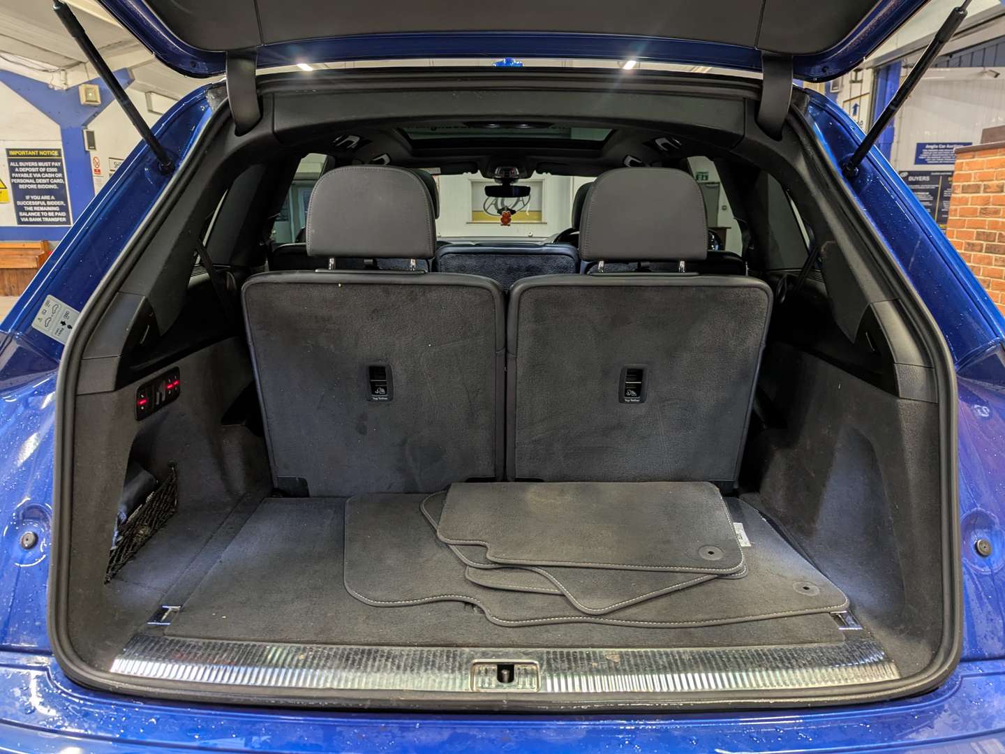 <p>2016 AUDI Q7 S LINE TDI QUATTRO AUT</p>