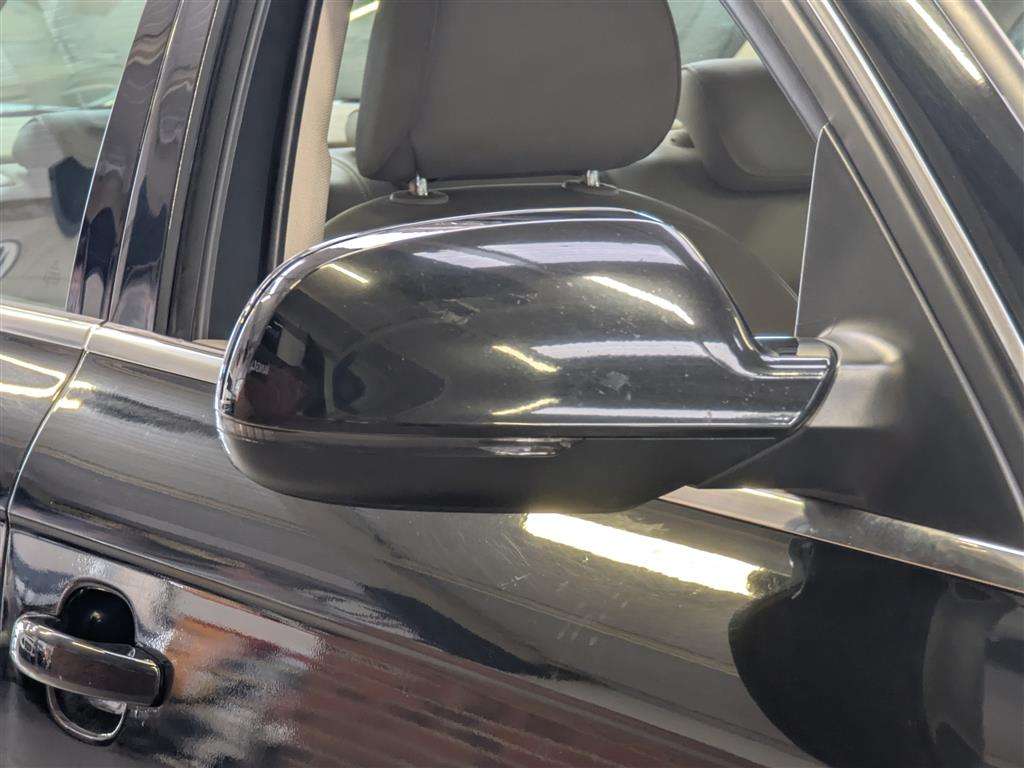 <p>2011 AUDI A4 TECHNIK TDI</p>