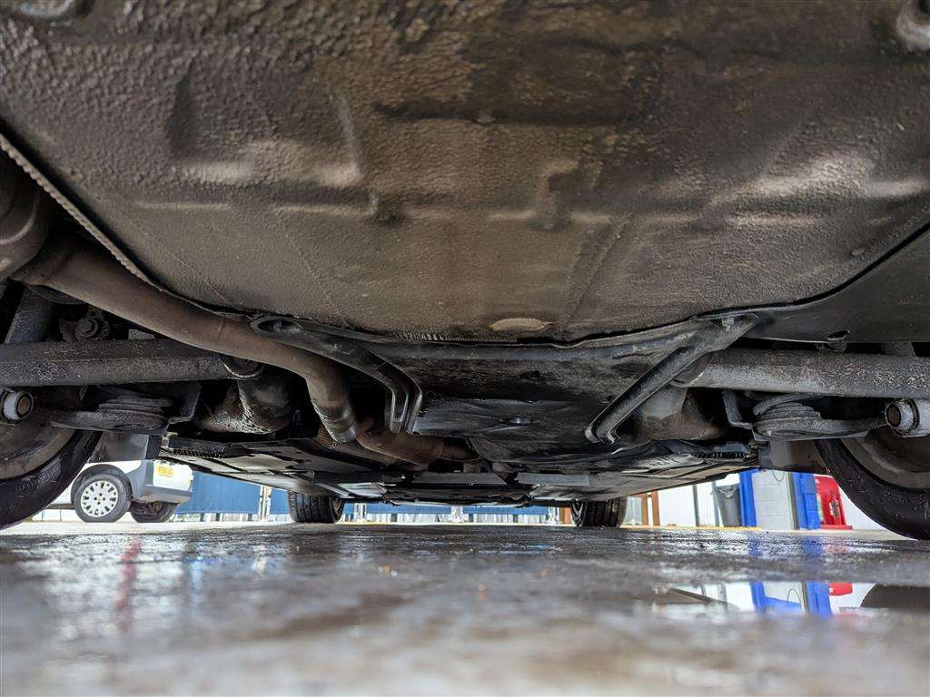 <p>2011 AUDI A4 TECHNIK TDI</p>