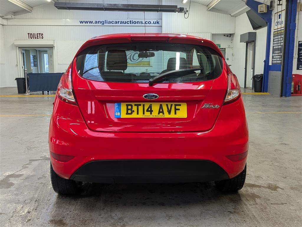 <p>2014 FORD FIESTA ZETEC</p>