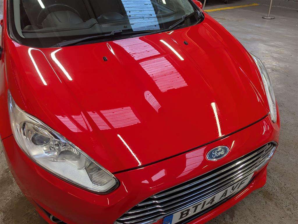 <p>2014 FORD FIESTA ZETEC</p>
