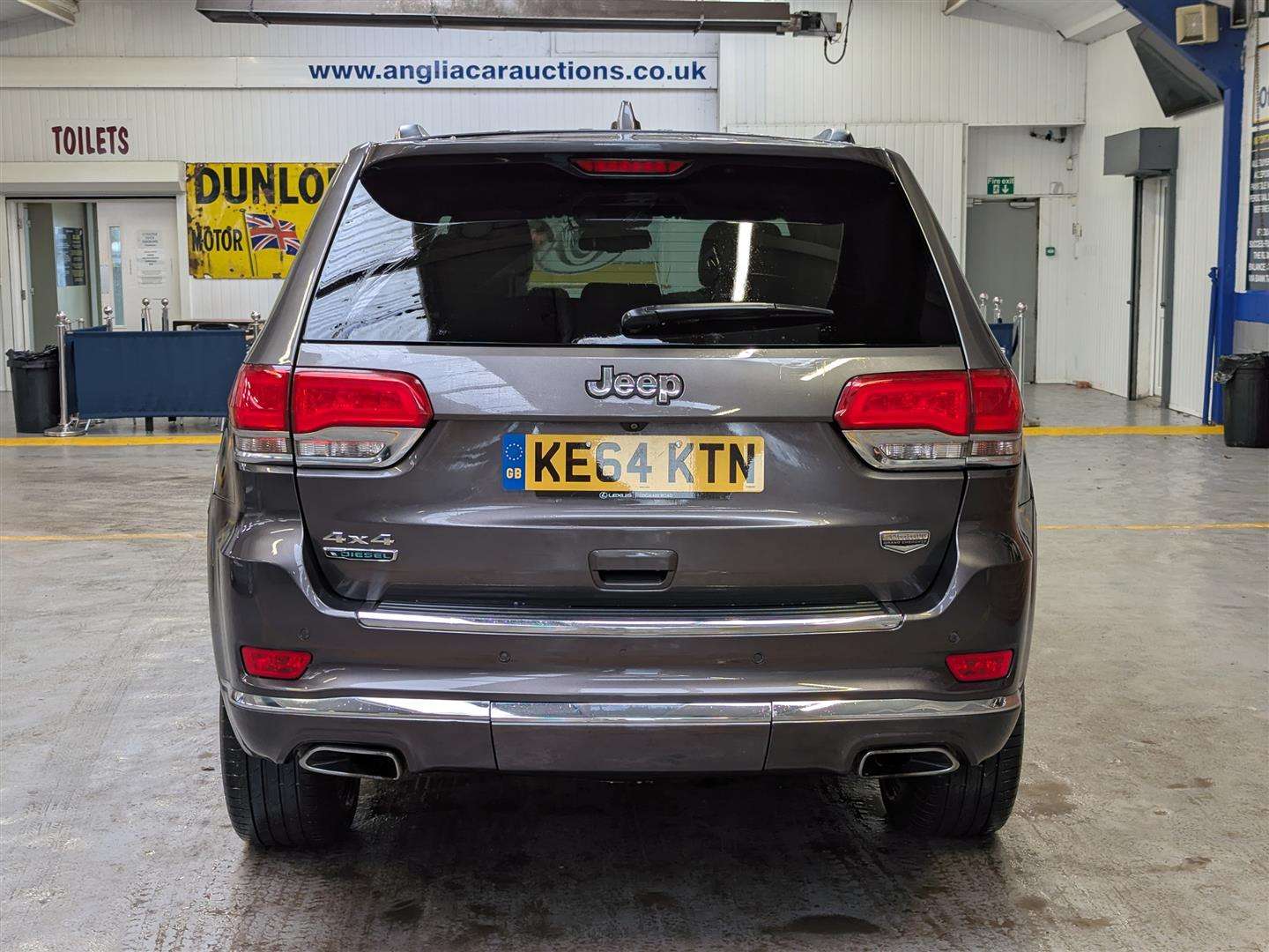 <p>2014 JEEP GRAND CHEROKEE SUMMIT CRD</p>