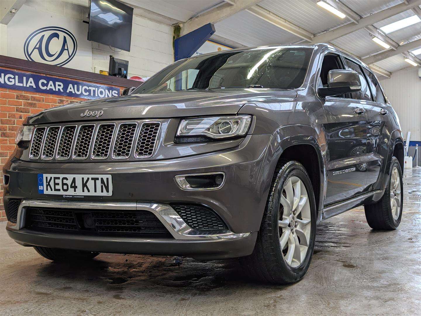 <p>2014 JEEP GRAND CHEROKEE SUMMIT CRD</p>