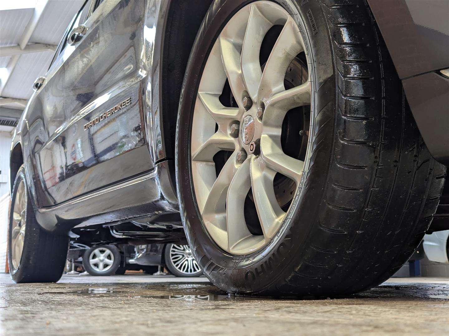 <p>2014 JEEP GRAND CHEROKEE SUMMIT CRD</p>