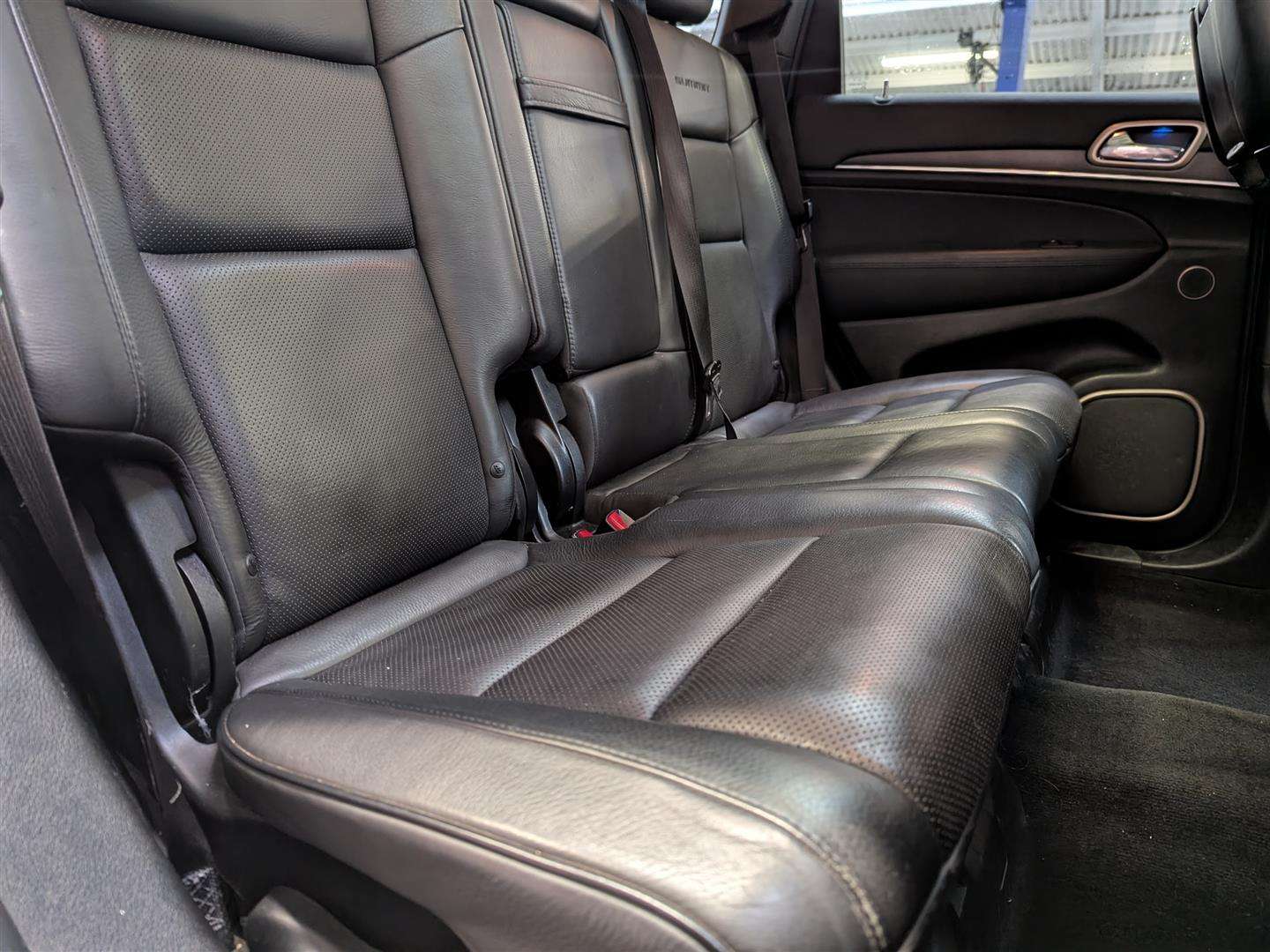 <p>2014 JEEP GRAND CHEROKEE SUMMIT CRD</p>