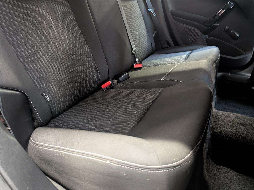 <p>2017 PEUGEOT 208 ACTIVE BLUE HDI S/S</p>