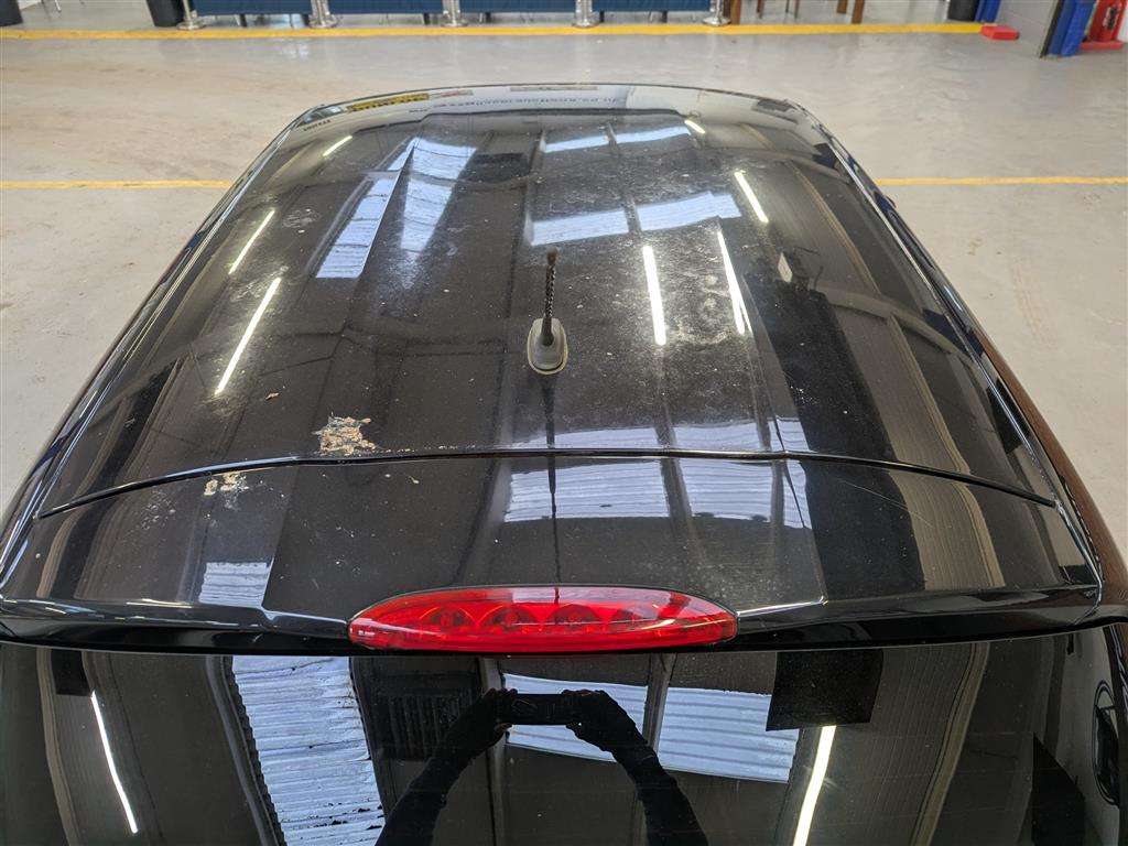 <p>2017 PEUGEOT 208 ACTIVE BLUE HDI S/S</p>