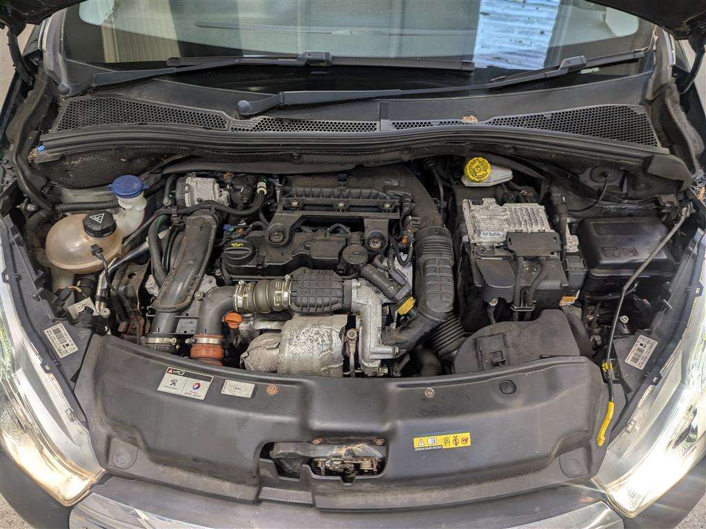 <p>2017 PEUGEOT 208 ACTIVE BLUE HDI S/S</p>