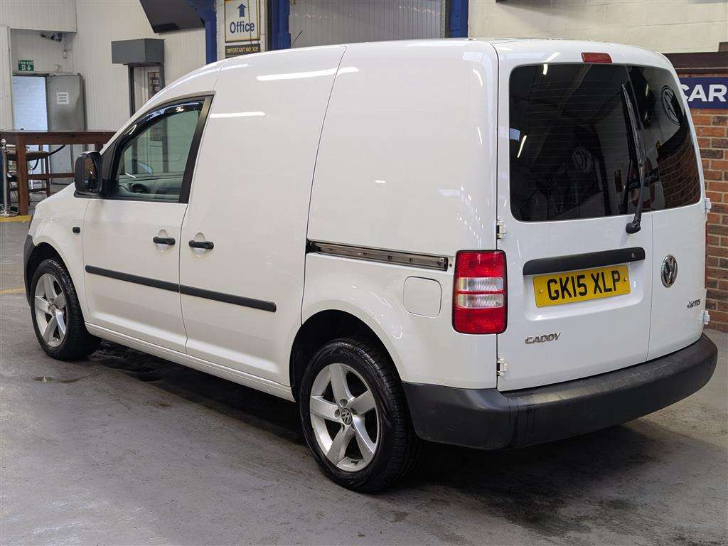 <p>2015 VOLKSWAGEN CADDY C20 STARTLINE TDI</p>