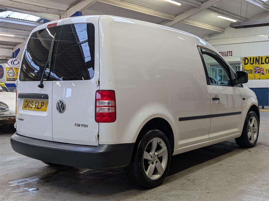 <p>2015 VOLKSWAGEN CADDY C20 STARTLINE TDI</p>