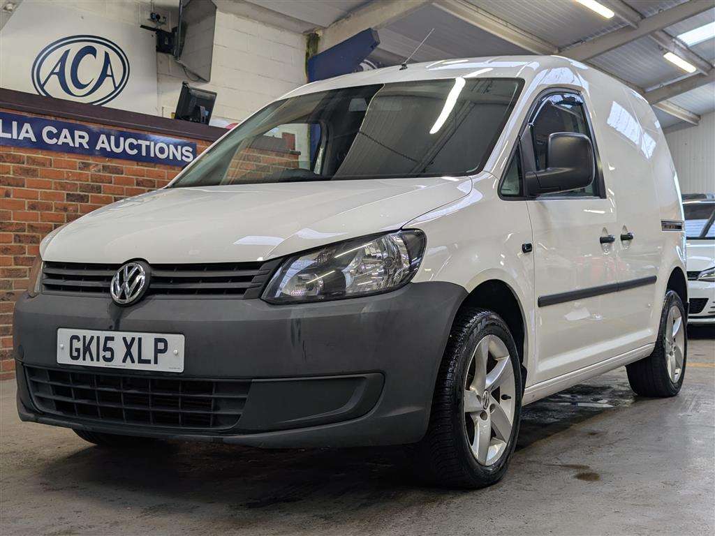 <p>2015 VOLKSWAGEN CADDY C20 STARTLINE TDI</p>