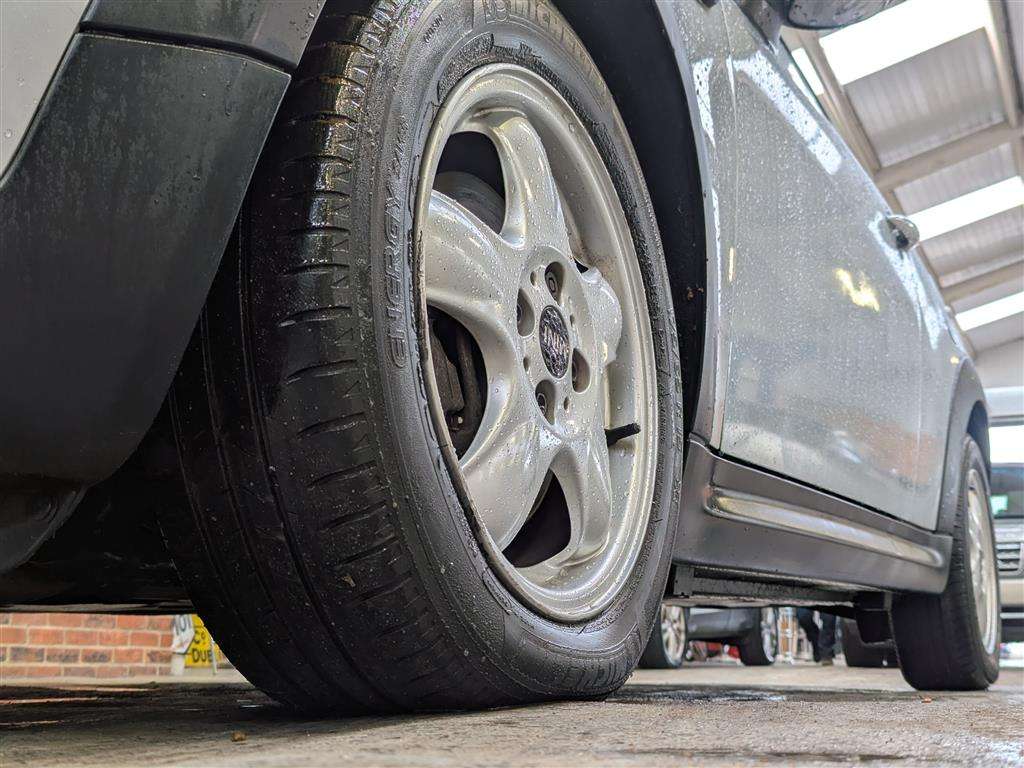 <p>2009 MINI COOPER</p>