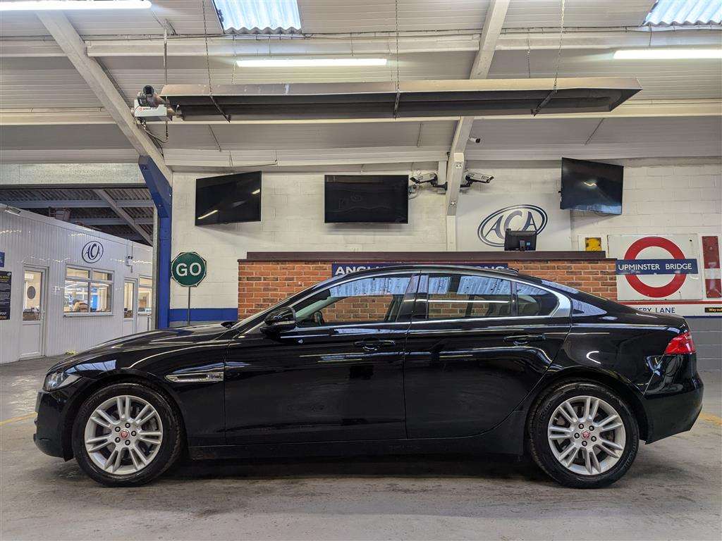 <p>2018 JAGUAR XE PRESTIGE I AUTO</p>