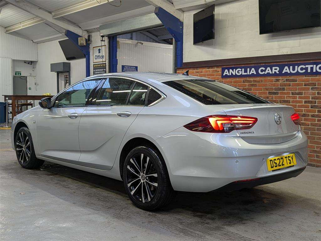 <p>2022 VAUXHALL INSIGNIA DESIGN TURBO D</p>