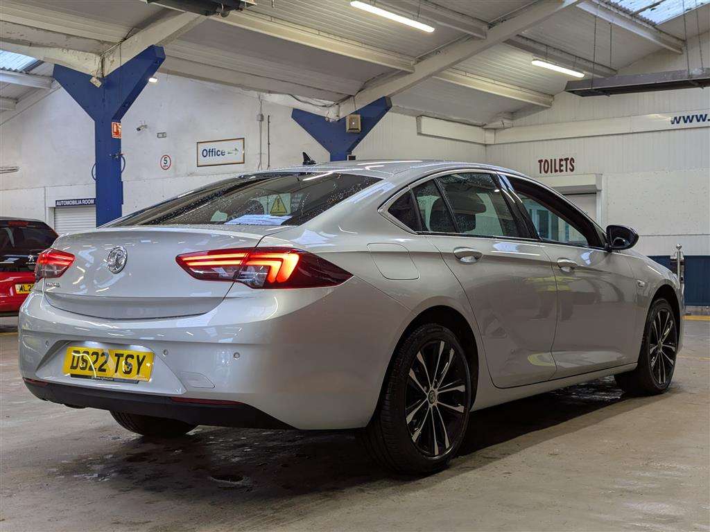 <p>2022 VAUXHALL INSIGNIA DESIGN TURBO D</p>