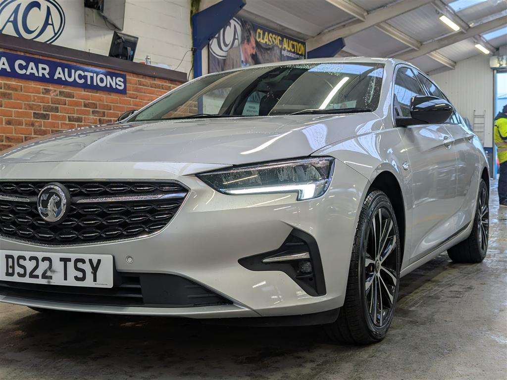 <p>2022 VAUXHALL INSIGNIA DESIGN TURBO D</p>