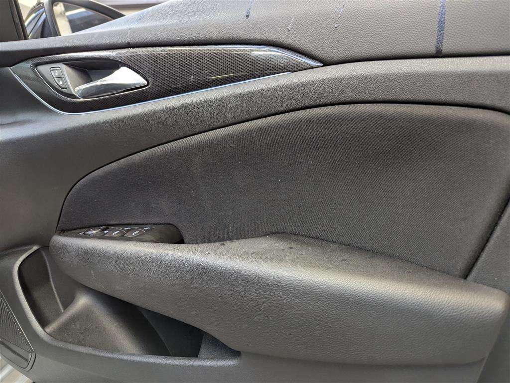 <p>2022 VAUXHALL INSIGNIA DESIGN TURBO D</p>