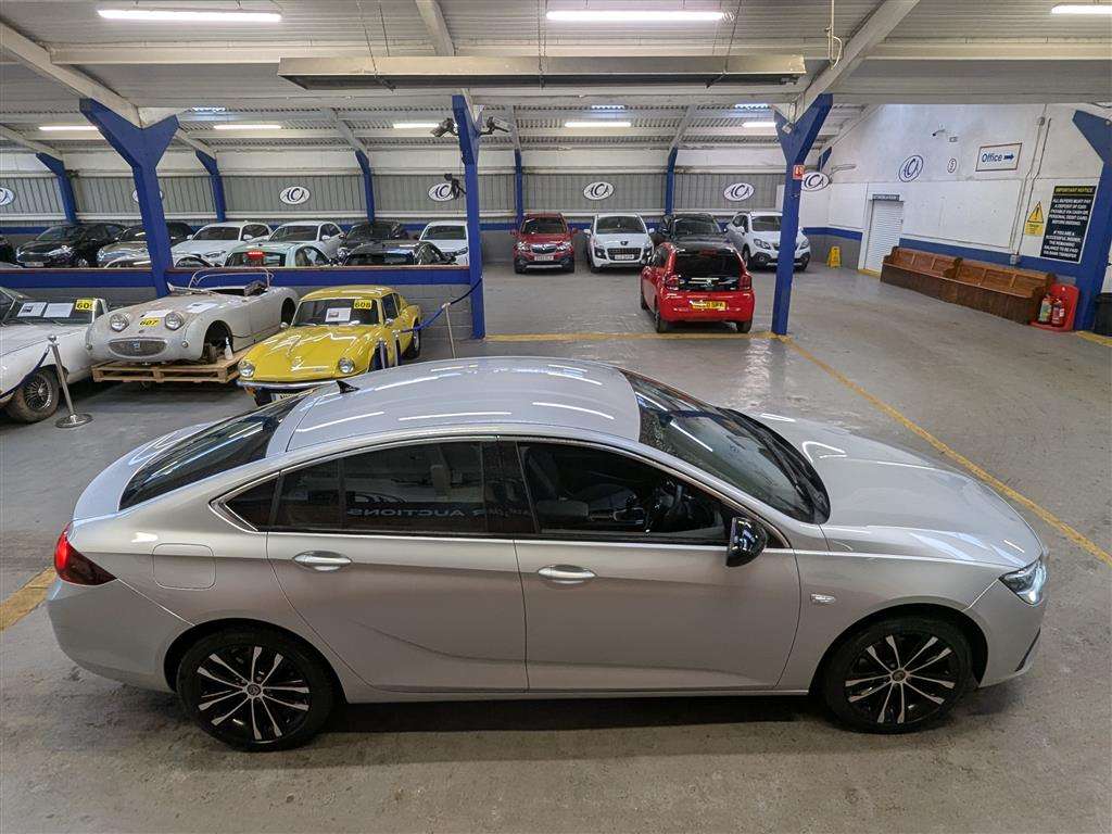 <p>2022 VAUXHALL INSIGNIA DESIGN TURBO D</p>