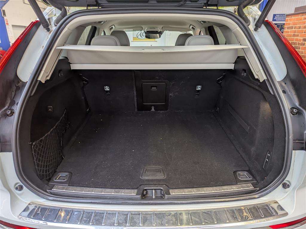 <p>2018 VOLVO XC60 INSCRIPTION PRO D4 AUTO</p>