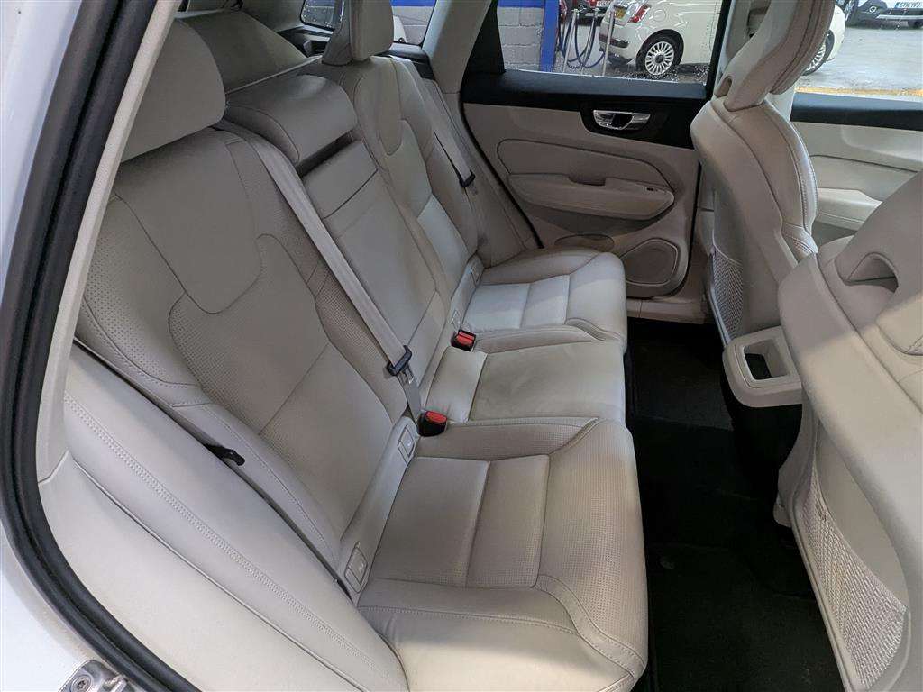 <p>2018 VOLVO XC60 INSCRIPTION PRO D4 AUTO</p>