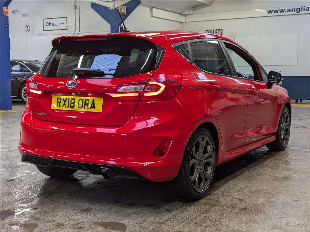 <p>2018 FORD FIESTA ST-LINE X TURBO</p>