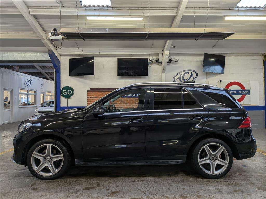 <p>2017 MERCEDES-BENZ GLE 350 D 4MATIC AMG LINE</p>
