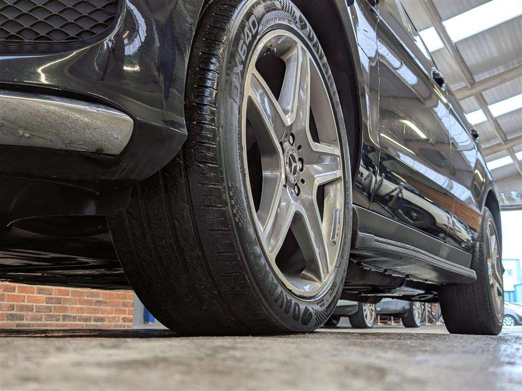 <p>2017 MERCEDES-BENZ GLE 350 D 4MATIC AMG LINE</p>