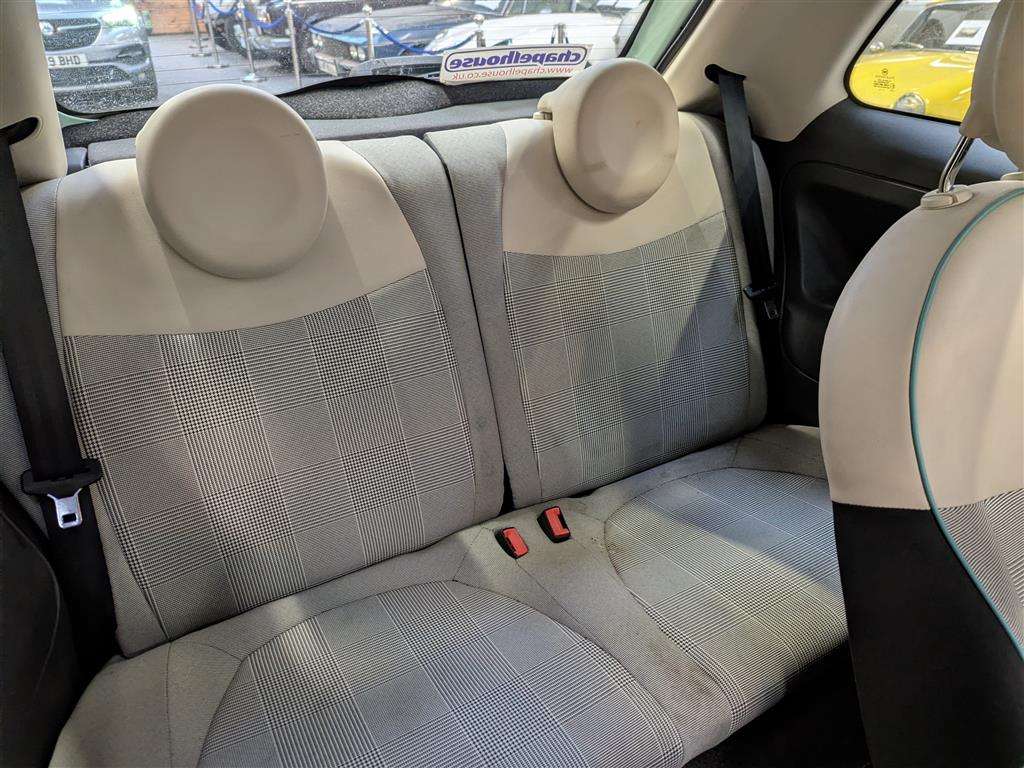 <p>2014 FIAT 500 LOUNGE</p>