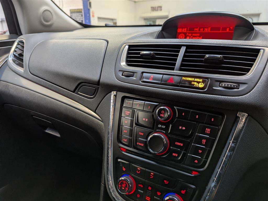 <p>2015 VAUXHALL MOKKA SE S/S</p>