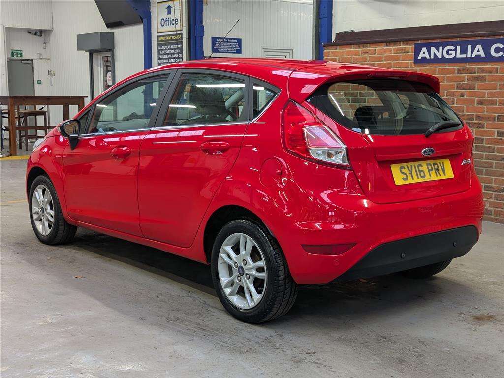 <p>2016 FORD FIESTA ZETEC</p>