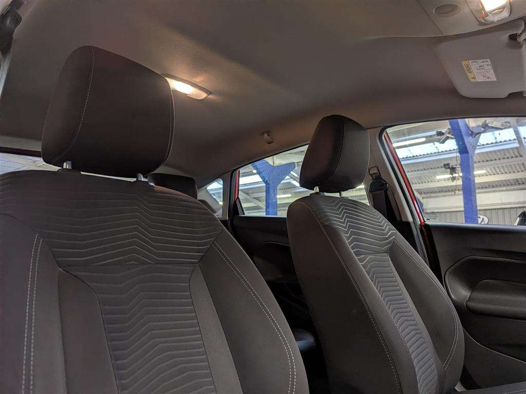 <p>2016 FORD FIESTA ZETEC</p>