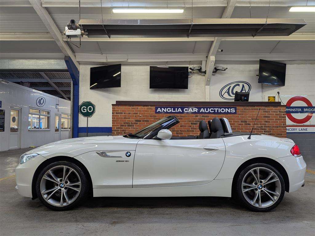 <p>2014 BMW Z4 SDRIVE18I</p>