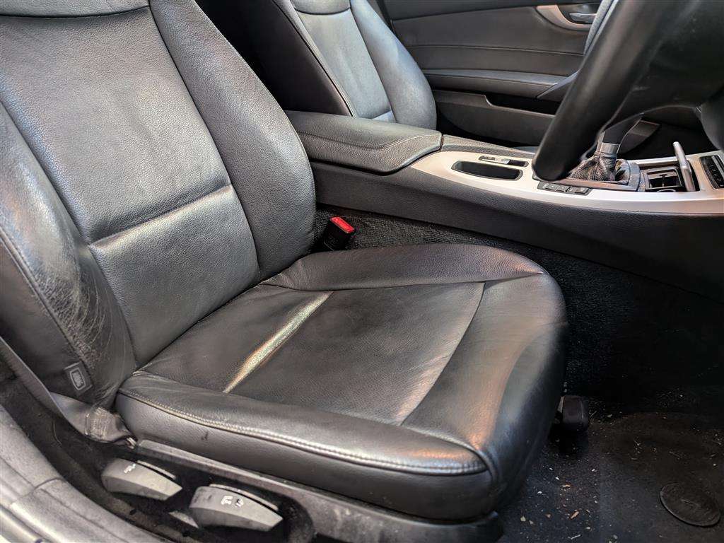 <p>2014 BMW Z4 SDRIVE18I</p>