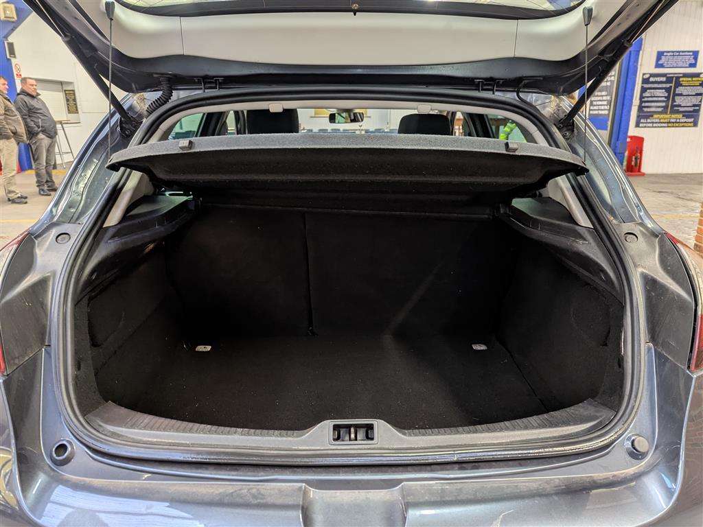 <p>2015 RENAULT MEGANE LIMITED ENERGY DCI</p>