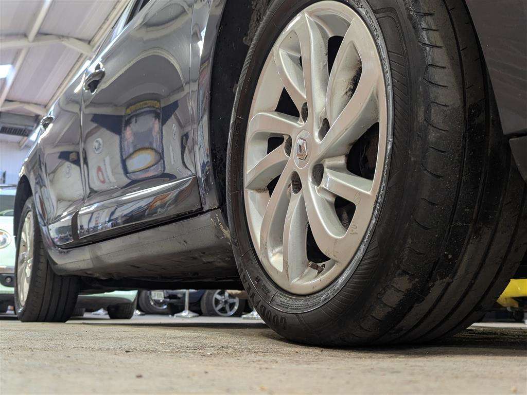 <p>2015 RENAULT MEGANE LIMITED ENERGY DCI</p>