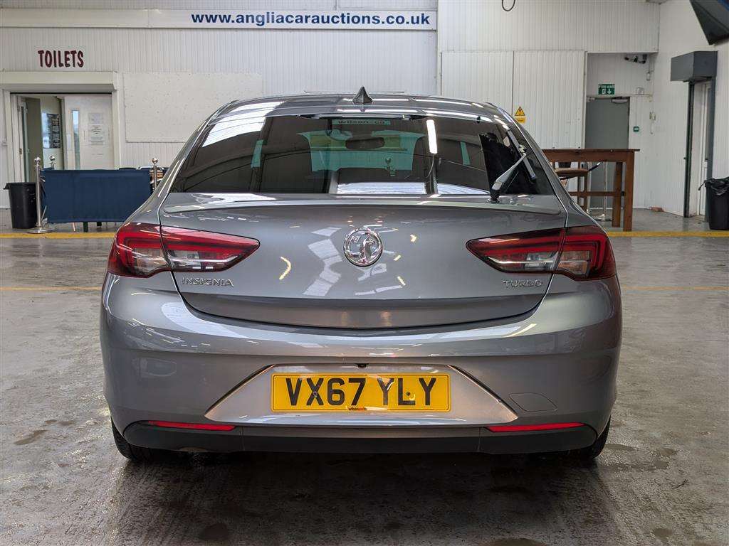<p>2017 VAUXHALL INSIGNIA SRI NAV TURBO</p>