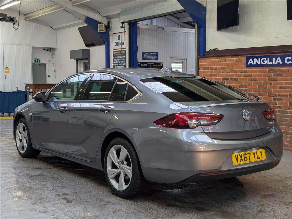 <p>2017 VAUXHALL INSIGNIA SRI NAV TURBO</p>