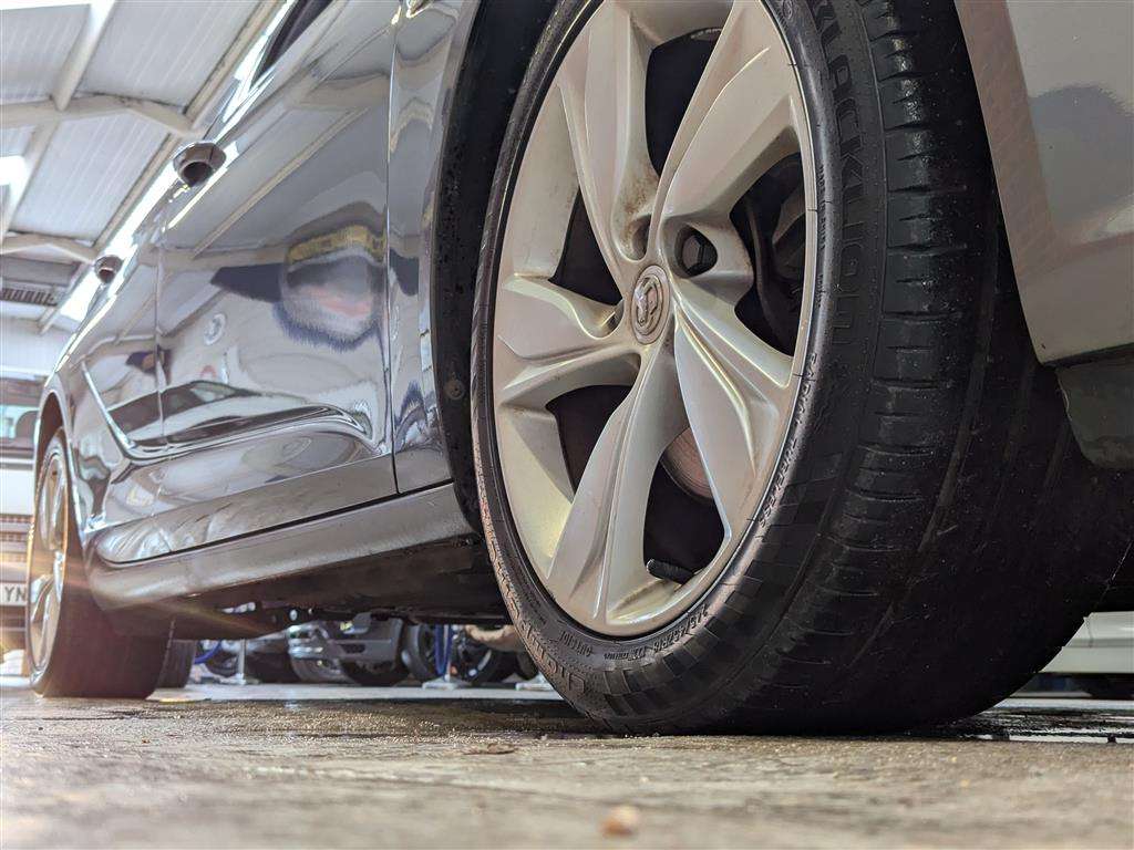<p>2017 VAUXHALL INSIGNIA SRI NAV TURBO</p>
