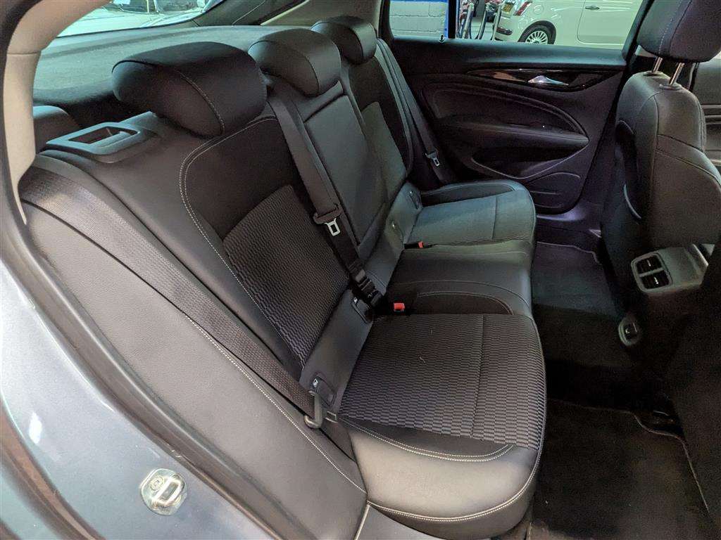 <p>2017 VAUXHALL INSIGNIA SRI NAV TURBO</p>