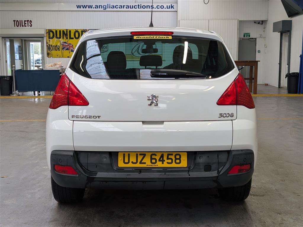 <p>2013 PEUGEOT 3008 ACTIVE HDI</p>