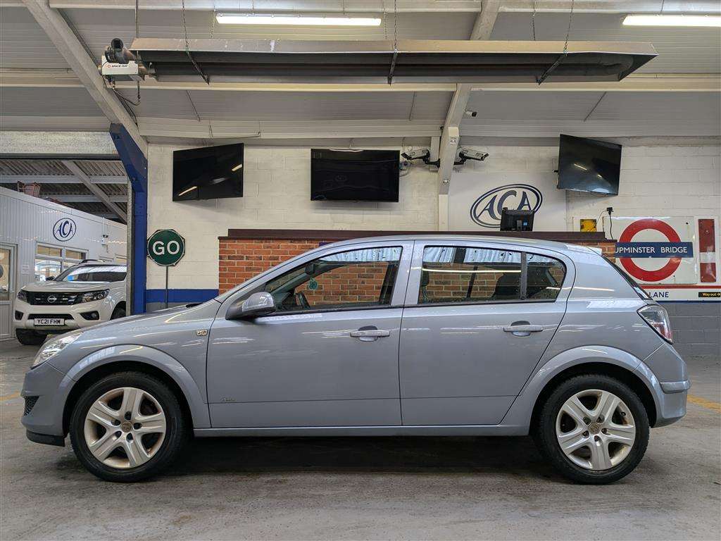 <p>2009 VAUXHALL ASTRA ACTIVE</p>