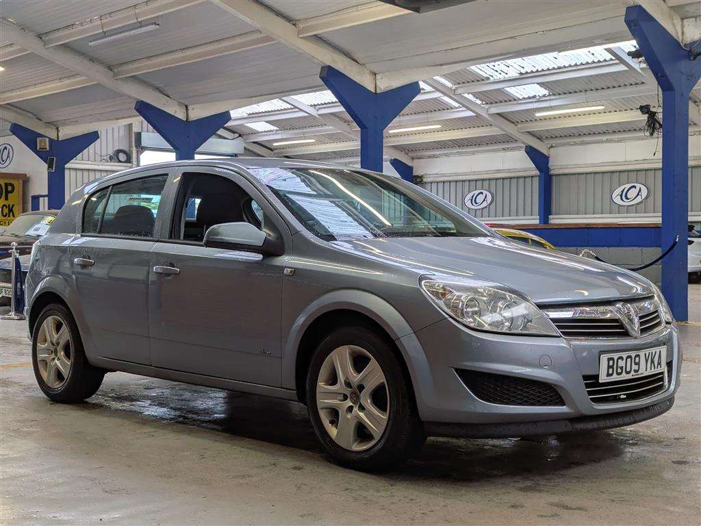 <p>2009 VAUXHALL ASTRA ACTIVE</p>