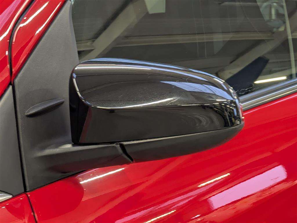 <p>2020 PEUGEOT 108 ALLURE</p>