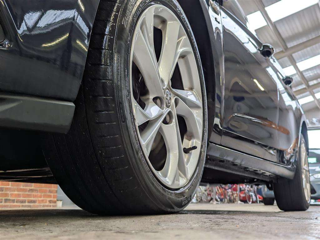 <p>2018 VAUXHALL ASTRA SRI NAV</p>