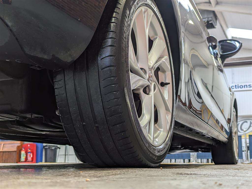 <p>2018 VAUXHALL ASTRA SRI NAV</p>