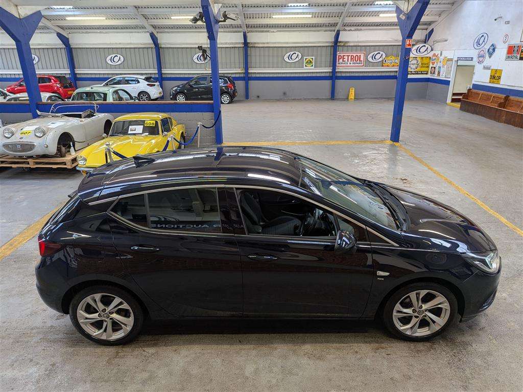 <p>2018 VAUXHALL ASTRA SRI NAV</p>